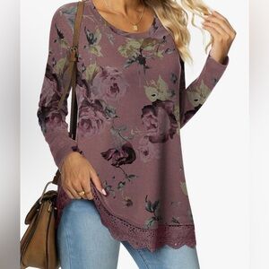 Shades of Purple Lace Hem Lightweight Floral Sweater
